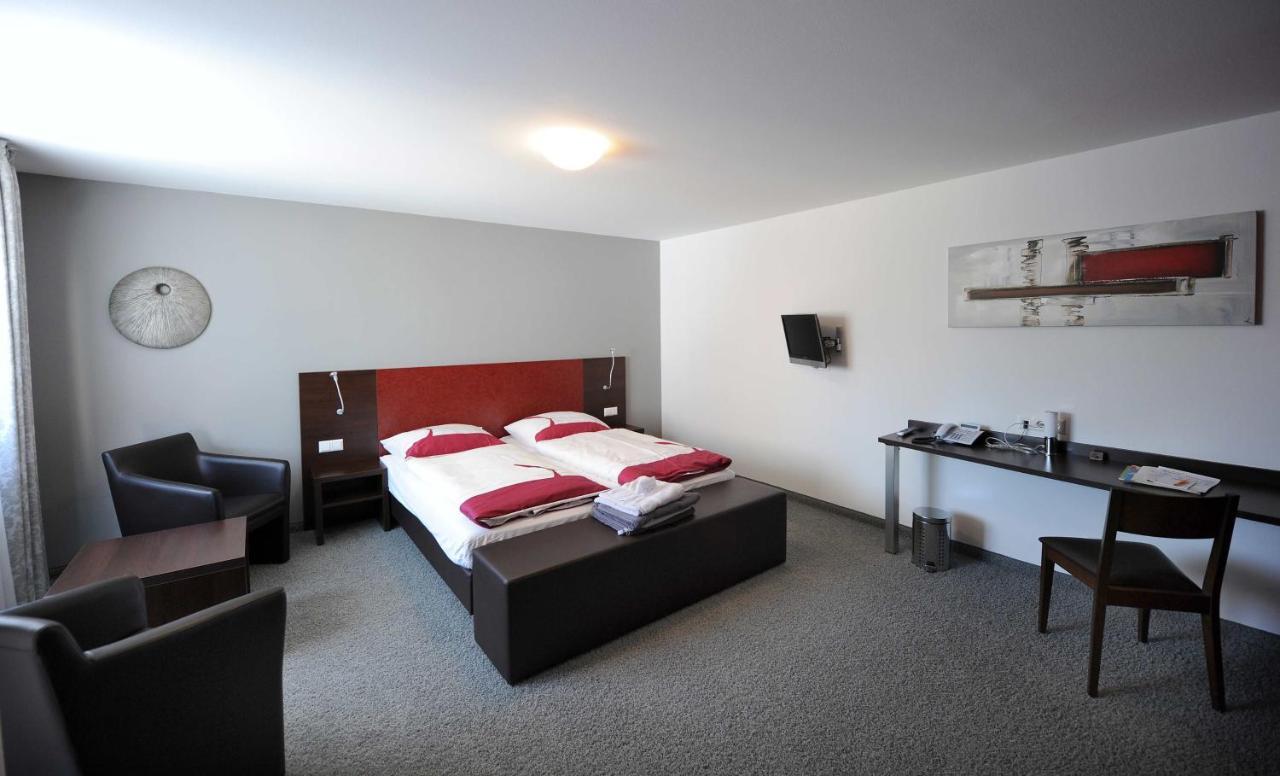 Landhotel Gasthof Krone Kupferzell Zewnętrze zdjęcie